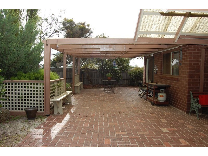2 Brolga Court, Werribee VIC 3030
