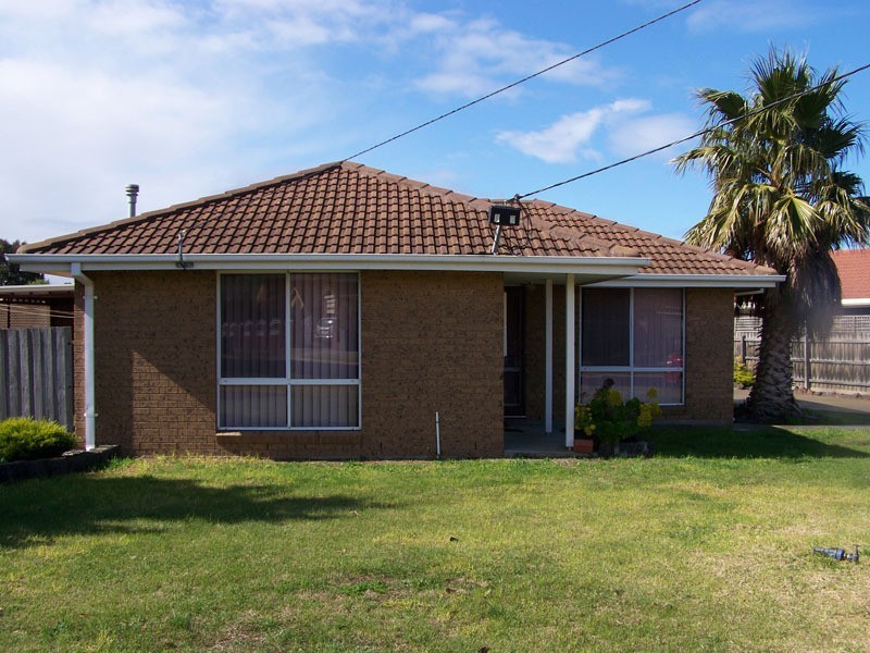 1/9 Dickenson Street, Altona Meadows VIC 3028