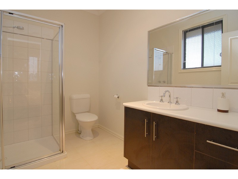 8 Alesia Court, Werribee VIC 3030