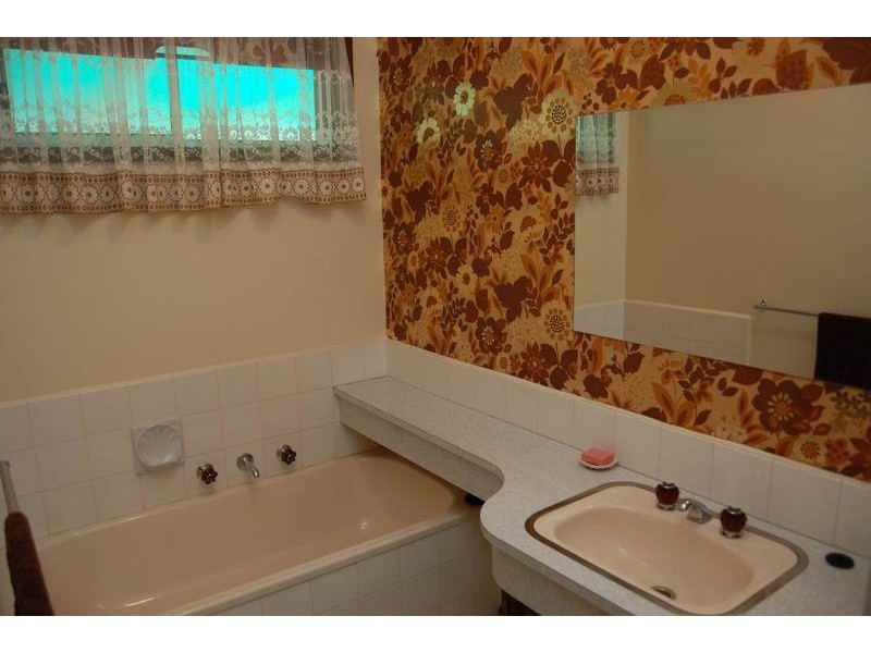 206 Heaths Road, Hoppers Crossing VIC 3029