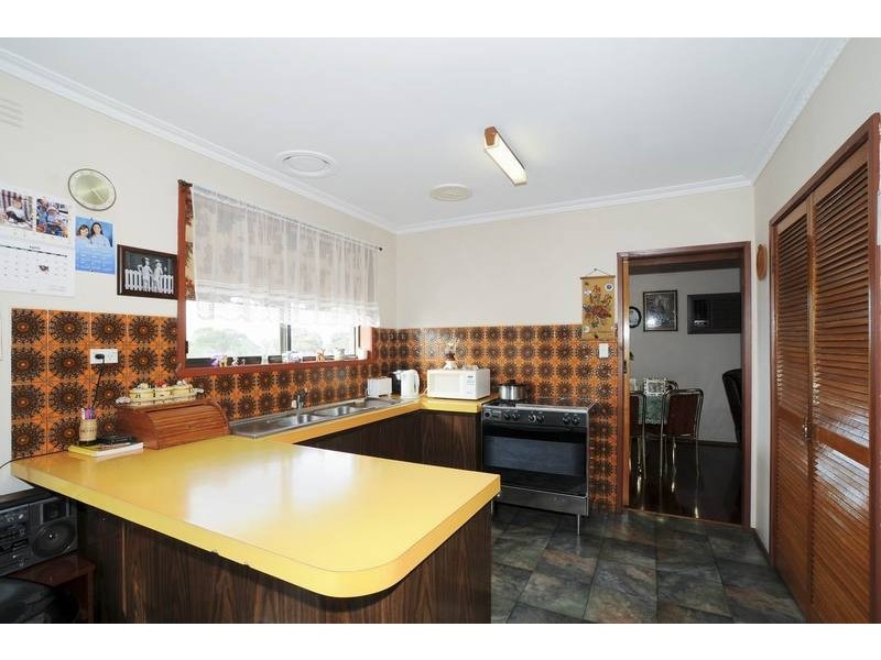 23 Powell Drive, Hoppers Crossing VIC 3029