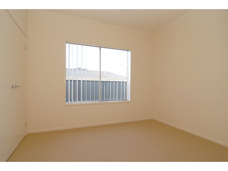 25 Banjo Patterson Circuit, Point Cook VIC 3030