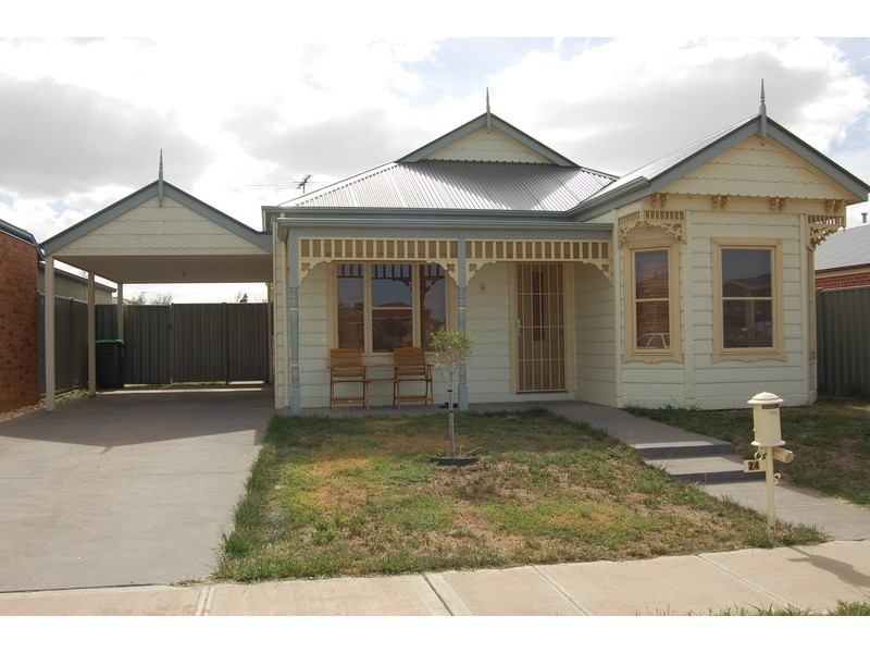 24 Giofches Crescent, Tarneit VIC 3029