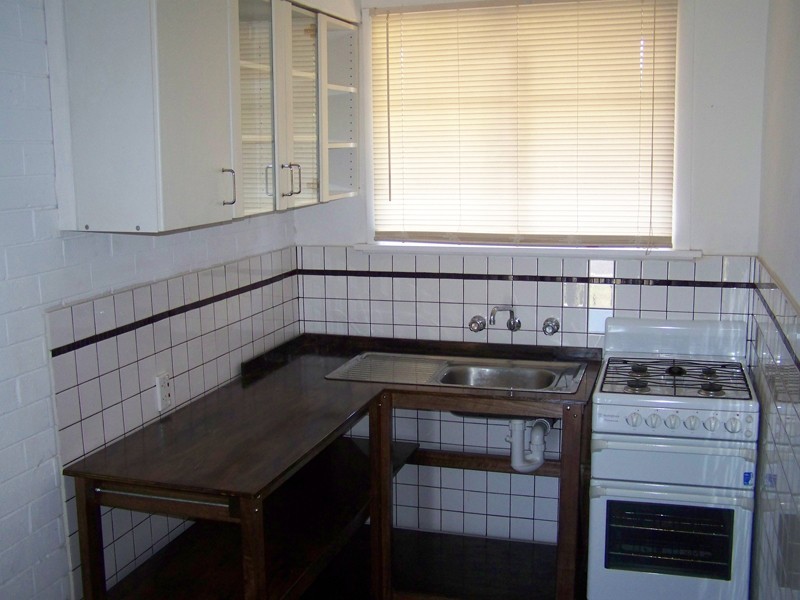 2/23 Melita Avenue, Werribee VIC 3030