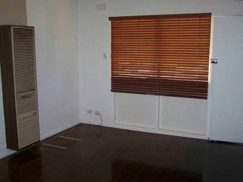 2/23 Melita Avenue, Werribee VIC 3030