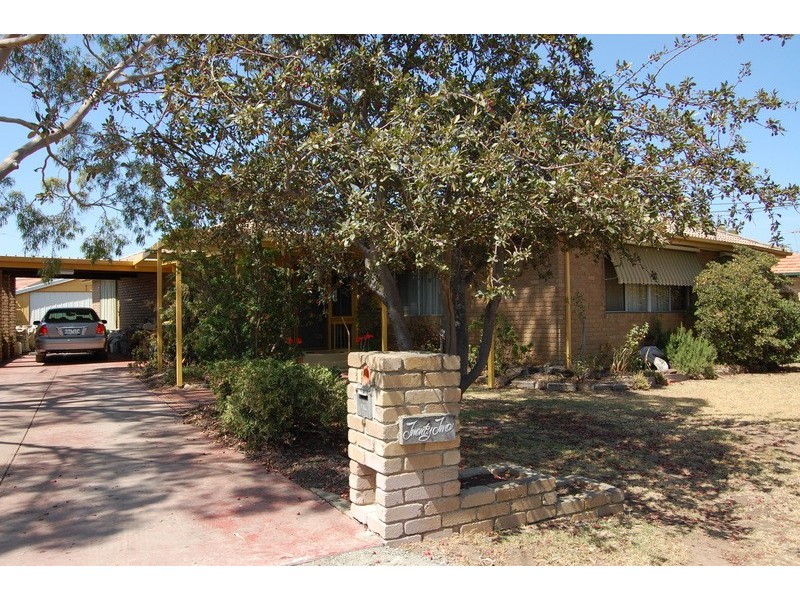 22 Strathmore Crescent, Hoppers Crossing VIC 3029