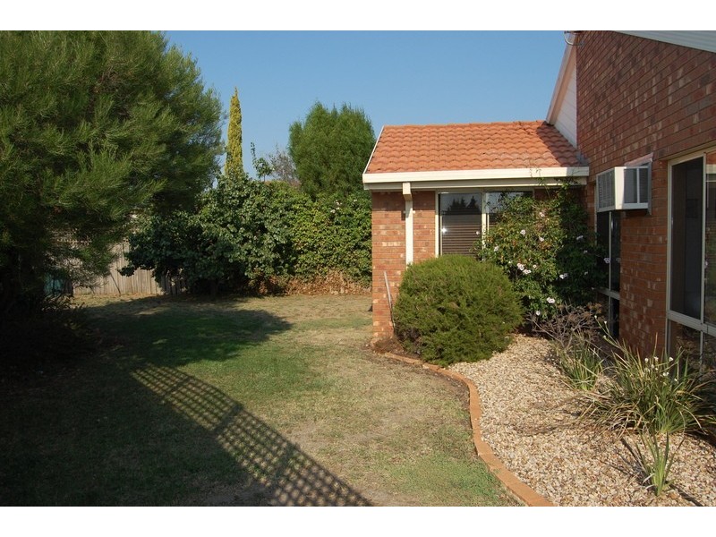 14 Wildflower Crescent, Hoppers Crossing VIC 3029