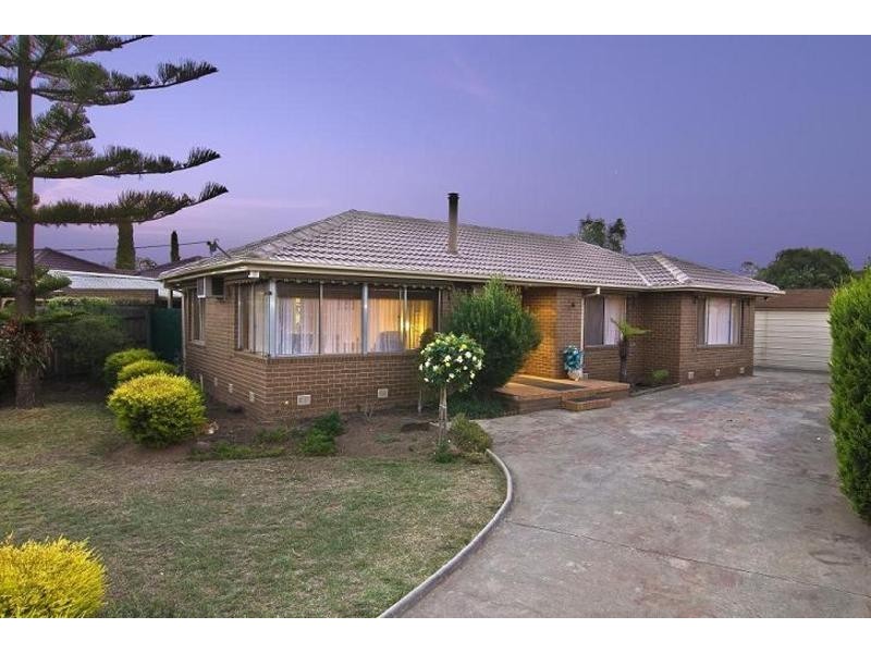 8 Sierra Court, Hoppers Crossing VIC 3029