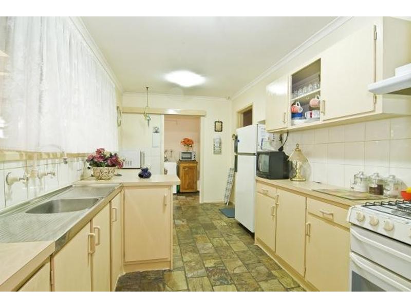 8 Sierra Court, Hoppers Crossing VIC 3029