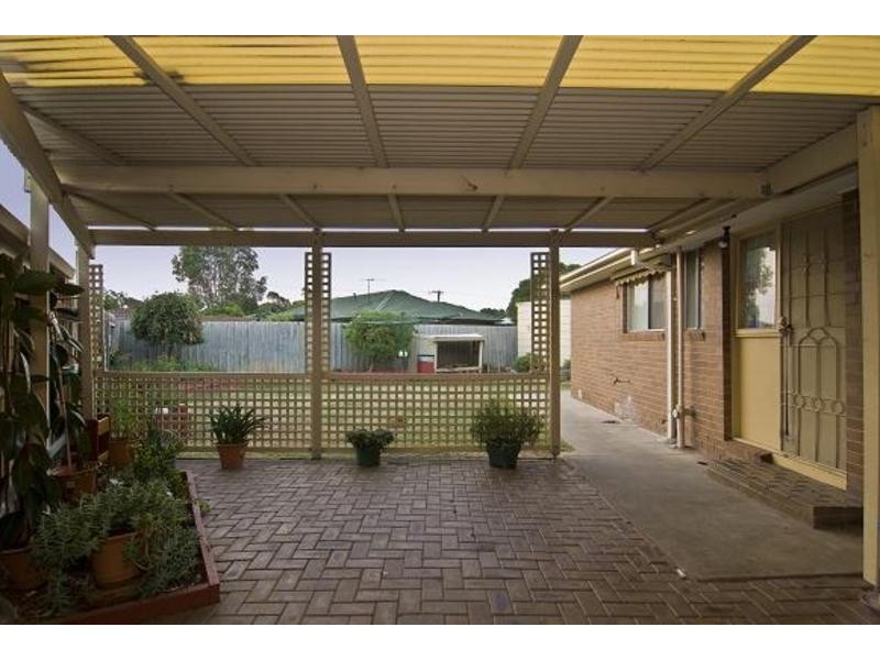 8 Sierra Court, Hoppers Crossing VIC 3029