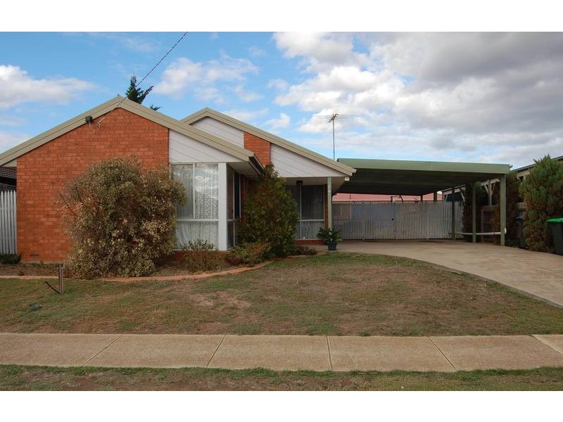26 Golden Square Crescent, Hoppers Crossing VIC 3029