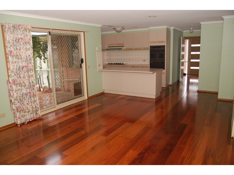 68 Whitsunday Drive, Hoppers Crossing VIC 3029