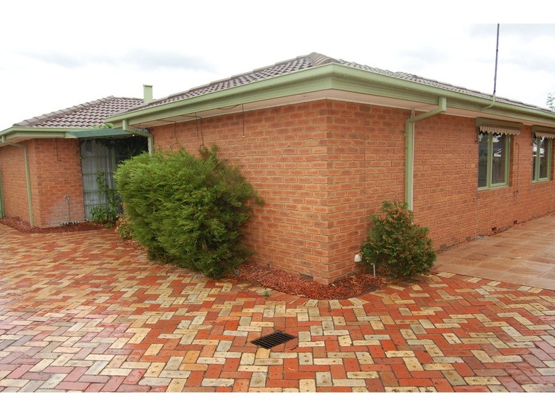 68 Whitsunday Drive, Hoppers Crossing VIC 3029