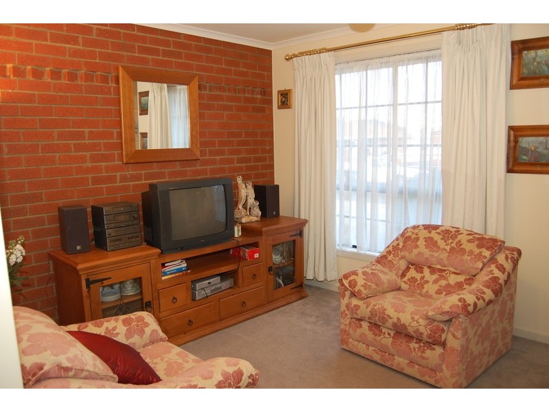 17 Eileen Court, Werribee VIC 3030