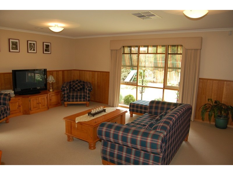 5 Paisley Court, Werribee VIC 3030