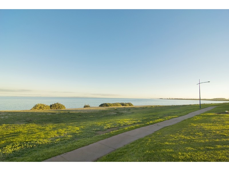 7/23 Finch Road, Werribee South VIC 3030