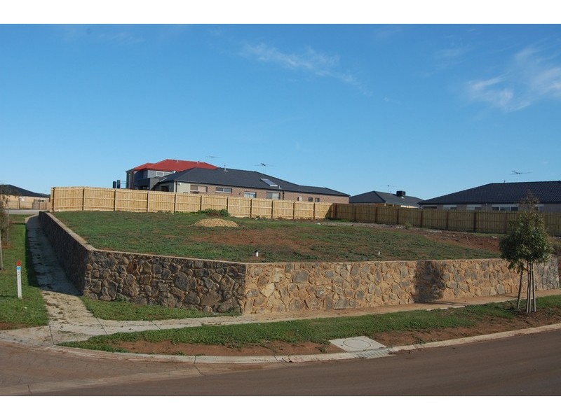 18 Starling Avenue, Tarneit VIC 3029