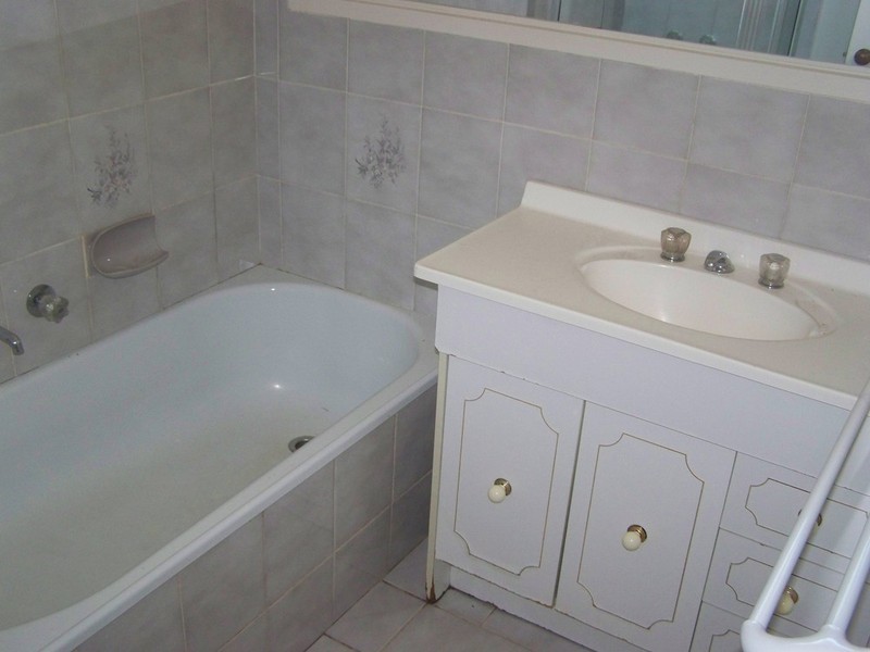 2 Topaz Avenue, Wyndham Vale VIC 3024