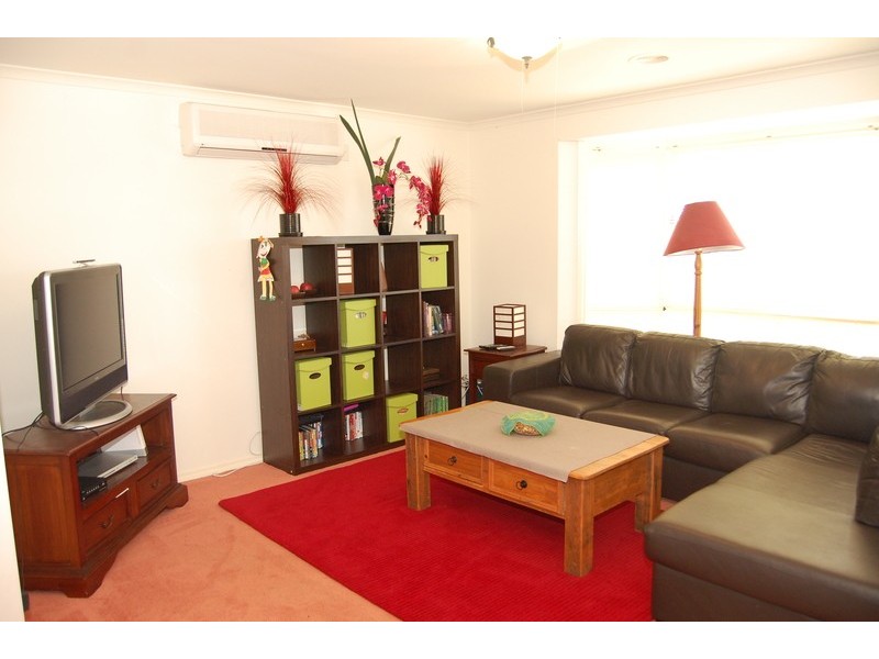 4 Finchley Park Crescent, Tarneit VIC 3029