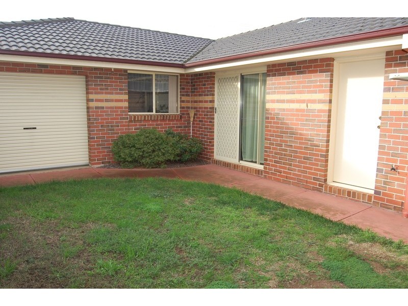 1/67 Hogans Road, Hoppers Crossing VIC 3029