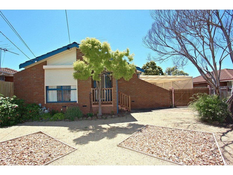 6 Gloucester Court, Werribee VIC 3030