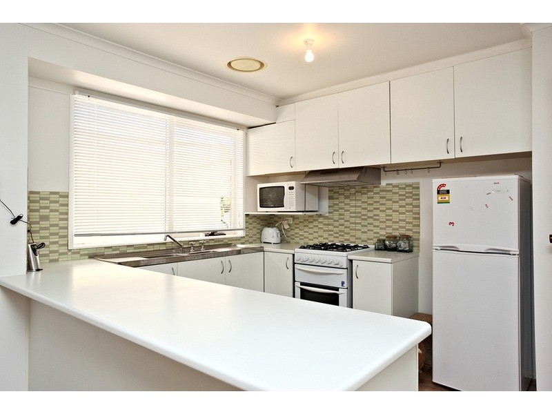 6 Gloucester Court, Werribee VIC 3030