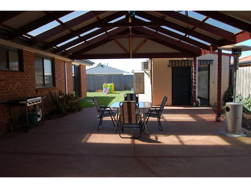 12 Fountain Court, Werribee VIC 3030