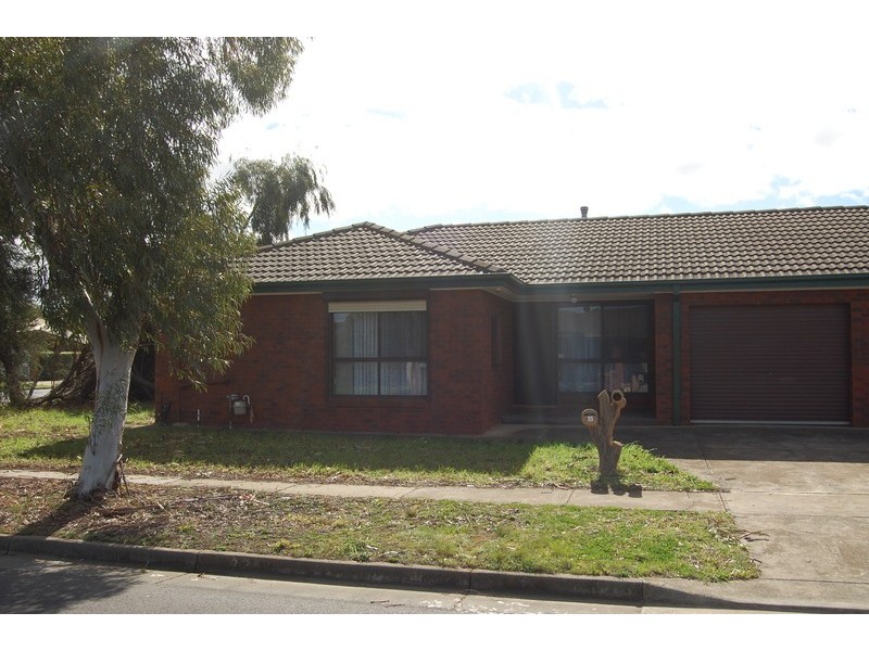 22 Kevington Street, Werribee VIC 3030