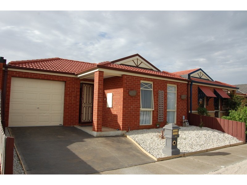 18 Fiona Court, Werribee VIC 3030