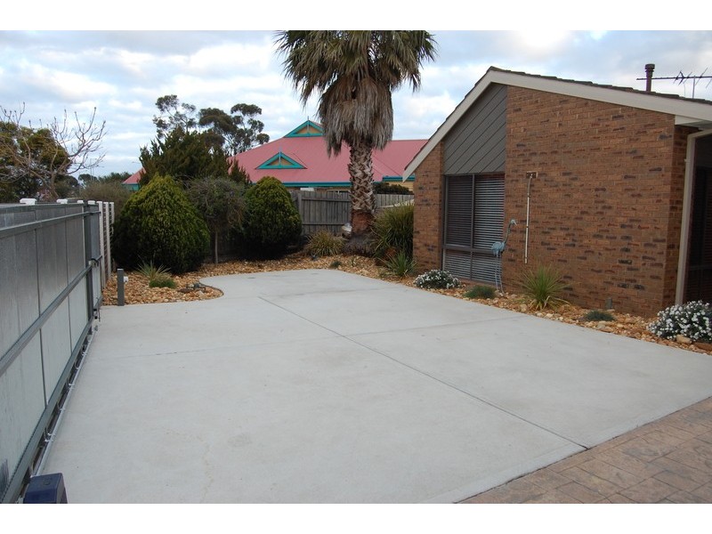 52 McKenzie Crescent, Hoppers Crossing VIC 3029