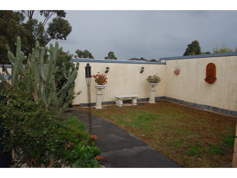 52 McKenzie Crescent, Hoppers Crossing VIC 3029
