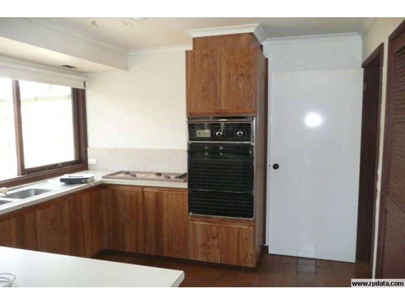 10 Zircon Street, Wyndham Vale VIC 3024