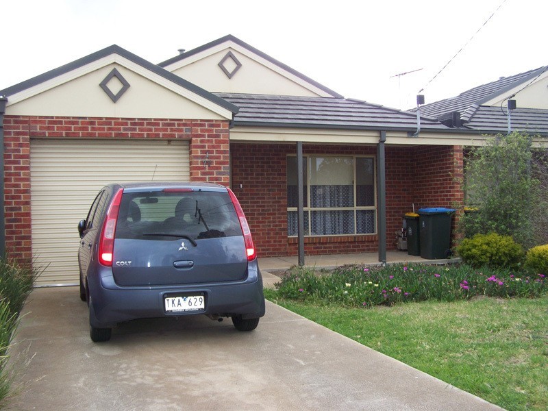 1/77 Brougham Avenue, Wyndham Vale VIC 3024