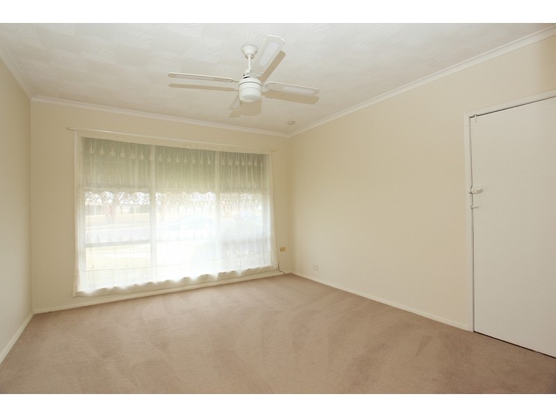 37 Deborah Street, Werribee VIC 3030