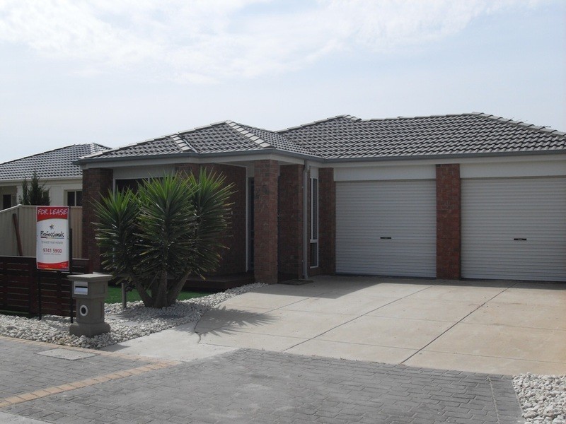 25 Arlington Way, Point Cook VIC 3030