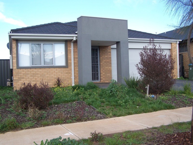 11 Gale Avenue, Tarneit VIC 3029