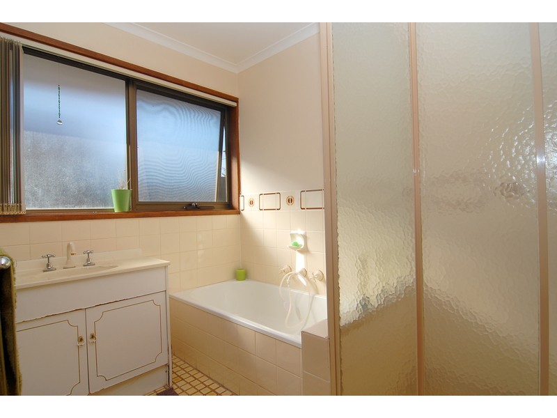 24/18-20 Glen Street, Werribee VIC 3030