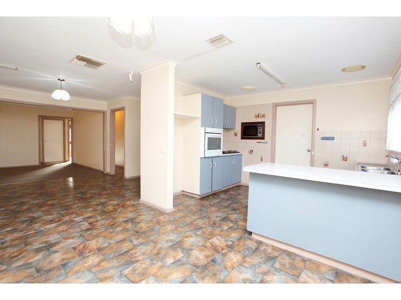 13 Jacaranda Court, Werribee VIC 3030