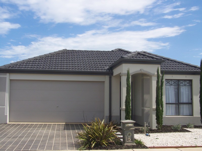 5 Farfalla Way, Tarneit VIC 3029