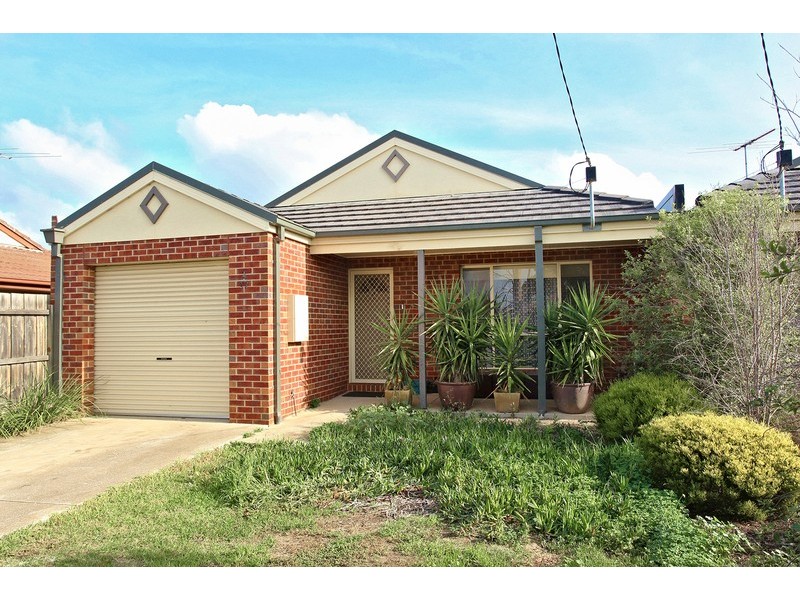 Unit 1/77 Brougham Avenue, Wyndham Vale VIC 3024