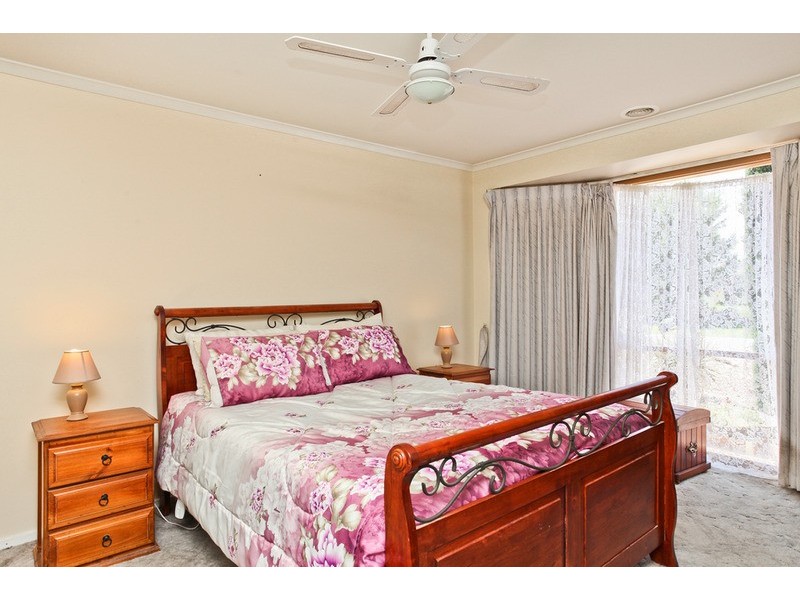 4 Carling Court, Hoppers Crossing VIC 3029