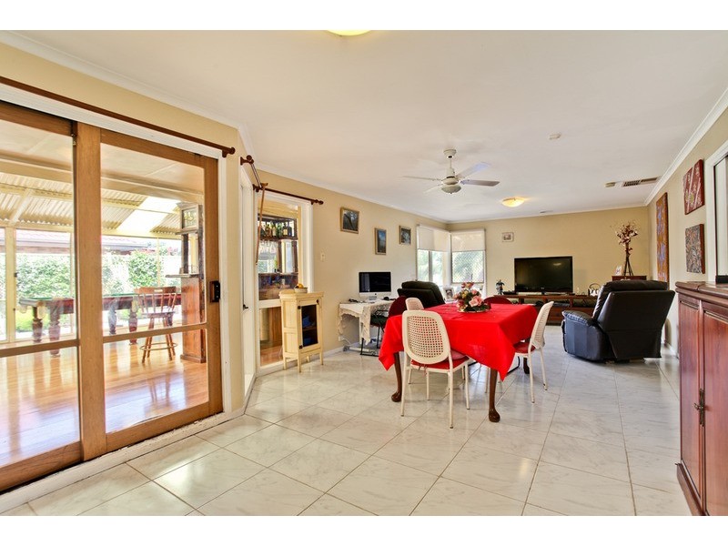 4 Carling Court, Hoppers Crossing VIC 3029