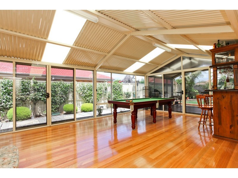 4 Carling Court, Hoppers Crossing VIC 3029