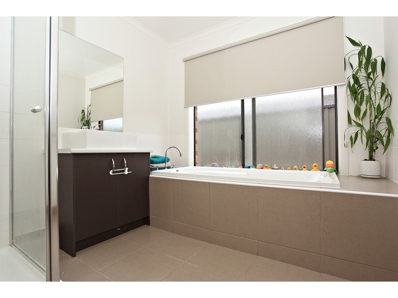 19 Vesper Avenue, Tarneit VIC 3029