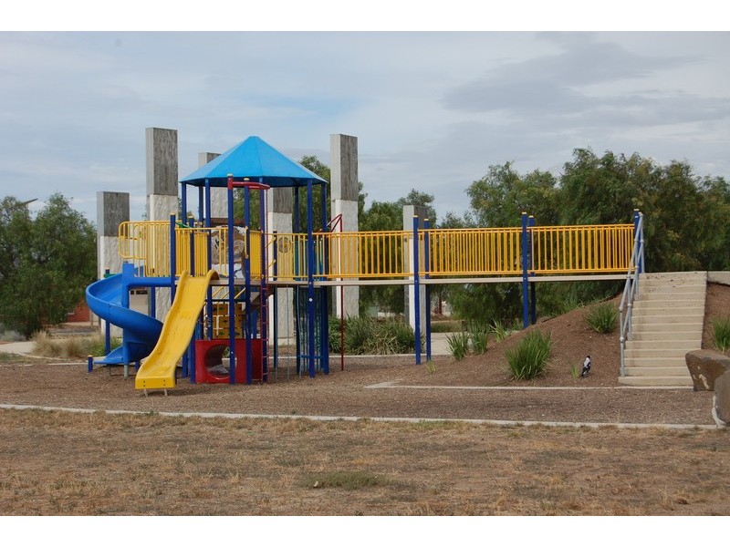 22 Munro Drive, Wyndham Vale VIC 3024