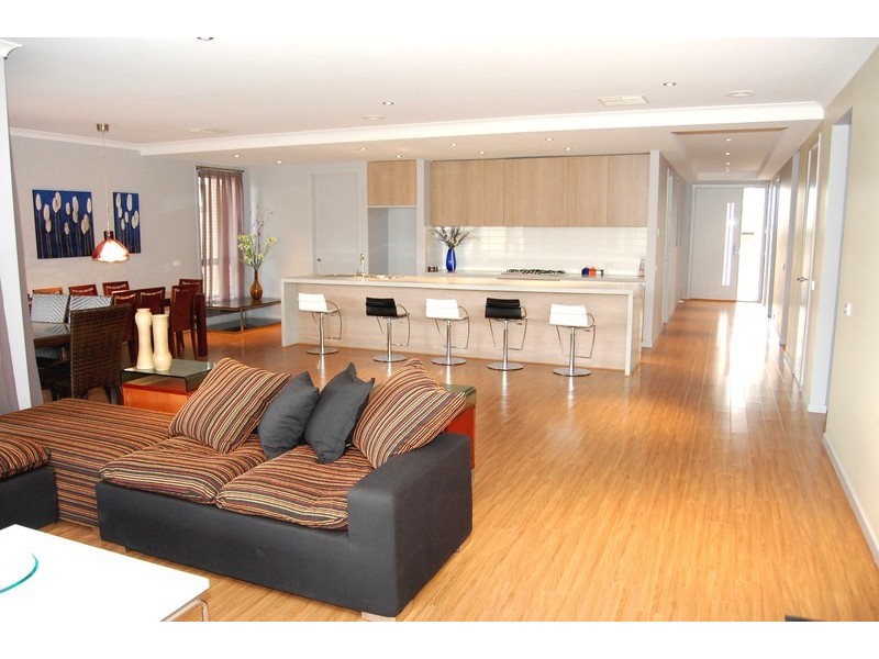 20 Munro Drive, Wyndham Vale VIC 3024