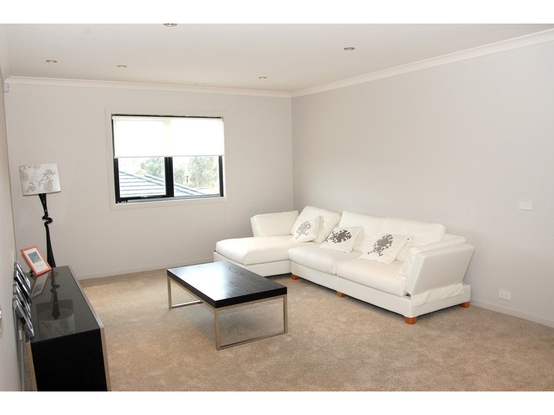 18 Munro Drive, Wyndham Vale VIC 3024