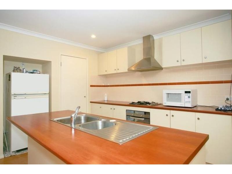 9 Delias Road, Tarneit VIC 3029