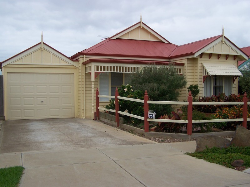 54 Foxwood Drive, Point Cook VIC 3030