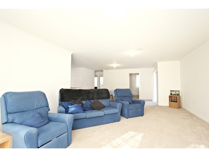 2/29 Rutman Close, Werribee VIC 3030